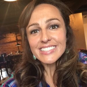 Meet your Posher, Adriane